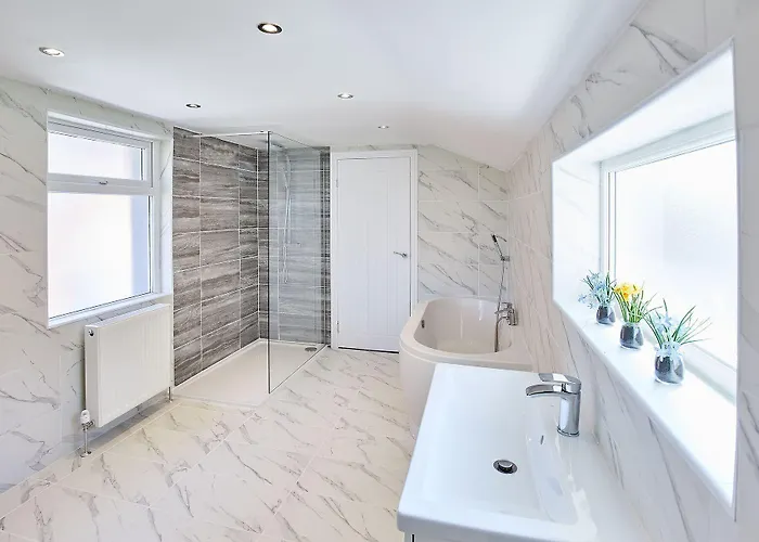 Host & - The Lobster Redcar