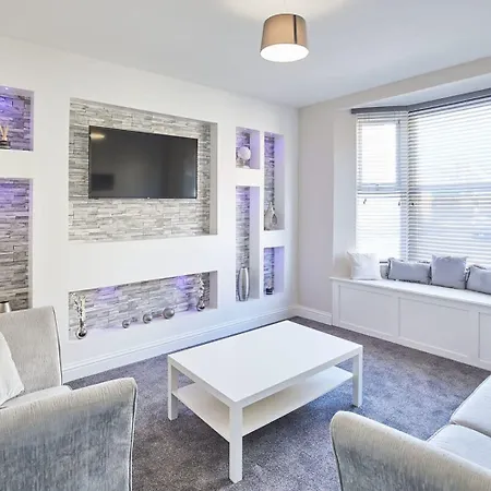 Host & - The Lobster Redcar