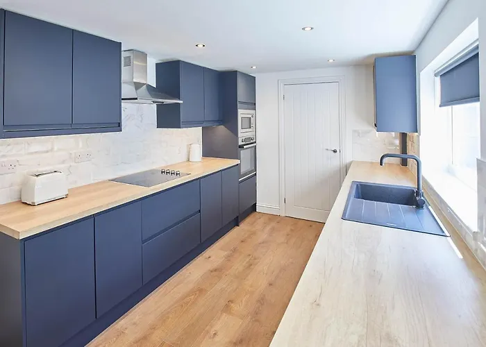 Host & - The Lobster 3*