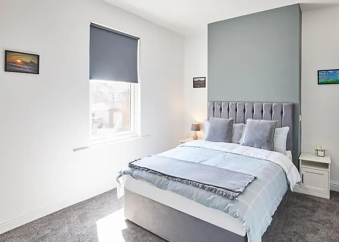 Host & - The Lobster