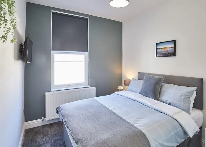 Host & - The Lobster